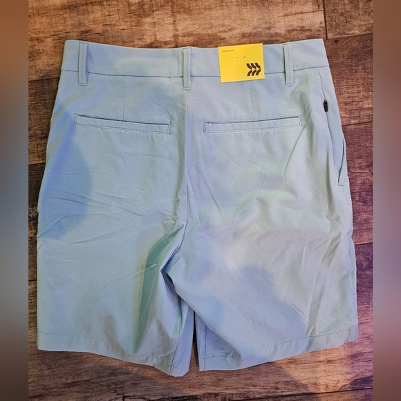 NWT Men's All in Motion Blue golf shorts 8 in inseam size 30. - Picture 4 of 6